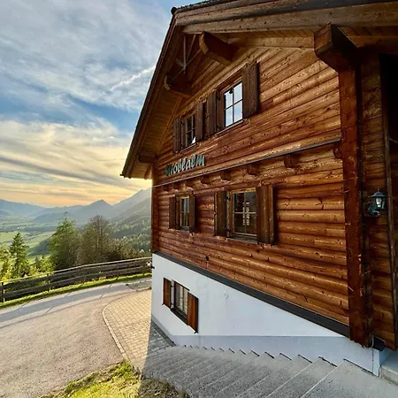 Chalet Stroblalm - Mit Panoramablick
